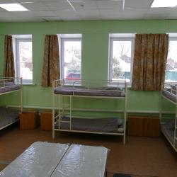 Кровать в 14-местном общем номере