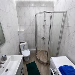 Фото Апартаменты Мира на улице Серафимовича 8