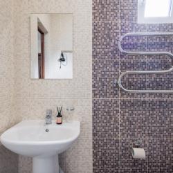 2-местный номер стандарт с 1 двуспальной кроватью