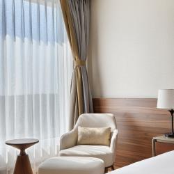 Номер стандарт с 1 двуспальной кроватью