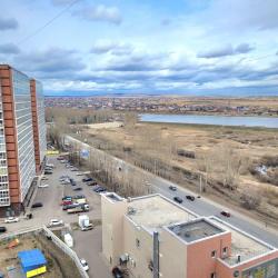 Фото Апартаменты на улице Калинина 185