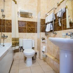 8-местные апартаменты люкс Сочи, ул. 65 лет Победы 67 с 2 односпальными кроватями