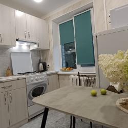 Фото Отель Квартира с балконом в мкр. Ромашка