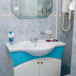 Номер люкс с 1 двуспальной кроватью