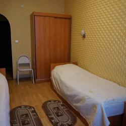 Кровать в 2-местном общем номере (общие удобства)