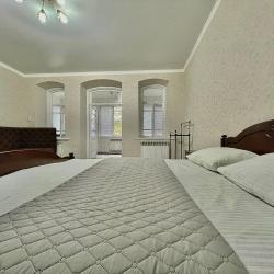 Фото Апартаменты на улице Шаумяна 22