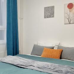 1-комнатные апартаменты студия Мезенцева 14