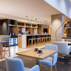 Фото Отель Кортъярд Марриотт