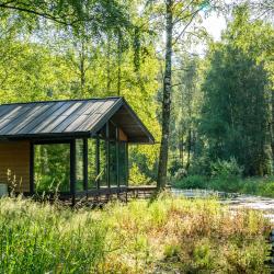 Бунгало у воды