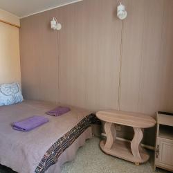 Номер эконом стандарт с 1 двуспальной кроватью