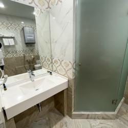 2-комнатный номер люкс с 1 двуспальной кроватью