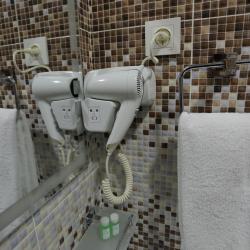 Номер стандарт с 2 односпальными кроватями (с завтраком)