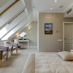 Номер стандарт улучшенный с 1 двуспальной кроватью