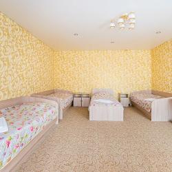 Номер стандарт семейный с 4 односпальными кроватями
