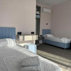 Фото Отель Sandro & Milanii (Сандро & Милани)