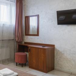 Номер полулюкс с 1 двуспальной кроватью