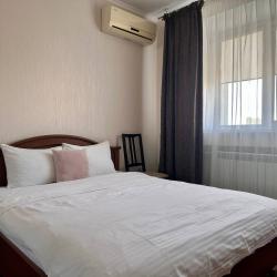 Фото Отель KluchnikOFF (КлючникОФФ) на Революционной