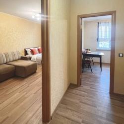 Фото Апартаменты на улице Ленинградская 4