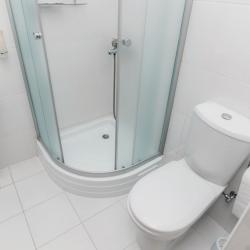 2-местный номер стандарт с 1 двуспальной кроватью