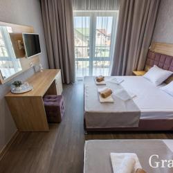 Фото Отель Гранада