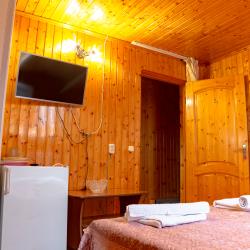 Комната стандарт с 1 двуспальной кроватью (мансарда) со стороны моря