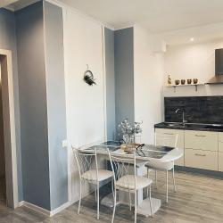 Фото Отель CrystalRentals (КристалРенталс) на улице Николая Зелинского