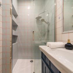 фото 4 GMApartments (ДжиЭмАпартментс) на улице Большая Бронная 8
