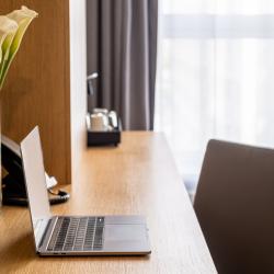 Фото Отель FarFour Inn&Suite (ФарФор Инн Сьют)