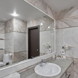 Номер улучшенный с 1 двуспальной кроватью