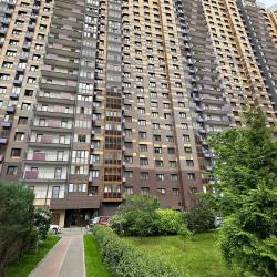 Фото Апартаменты Истомáн 2+2 в спальном районе