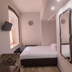 Brick Walls (Брик Уоллс) — 1e05a753549123d05737e981969c0f98