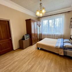 Фото Отель ArendaGrad (АрендаГрад) на улице Коммунистическая 5