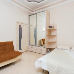 Фото Апартаменты на улице Ермолова 19