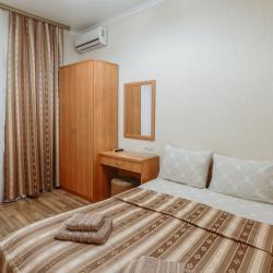 Номер стандарт с 1 двуспальной кроватью