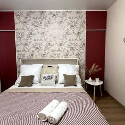 Фото Апартаменты на улице Михаила Петрова