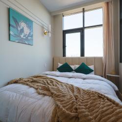 Фулл Хаус на улице Овражная — 1e94240cf5988f70f1b2daf9c308a9cd