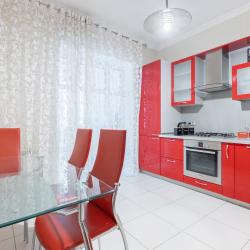 Фото Апартаменты Комфорт на улице Гастелло 1