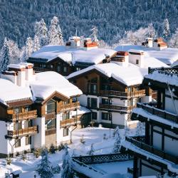 Апартамент с балконом