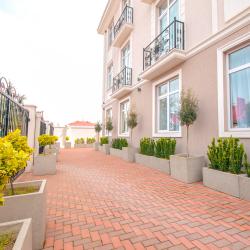 Фото Апартаменты Коралловый остров улице Нижнеимеретинская 145б