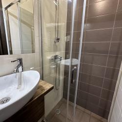 Номер стандарт улучшенный с 1 двуспальной кроватью