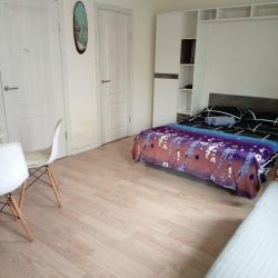 Фото Апартаменты на улице Инициативная 7В