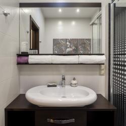Фото Отель MiraApartments (Мира Апартментс) на улице 2- ая Филевская