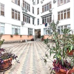 Фото Отель на три ночи на улице Метелева 23