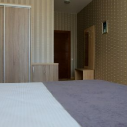 Номер стандарт с 1 двуспальной кроватью