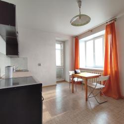 Фото Апартаменты на улице Масленникова 72