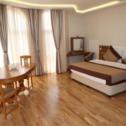 Номер люкс с 1 двуспальной кроватью