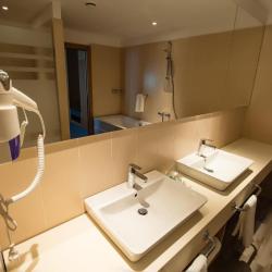 Фото Отель Holiday Inn Aktau Seaside (Холидей Инн Сисайд)