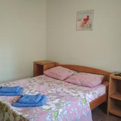 Комната стандарт с 1 двуспальной кроватью