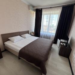 Номер стандарт с 1 двуспальной кроватью