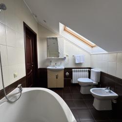 Номер люкс с 1 двуспальной кроватью